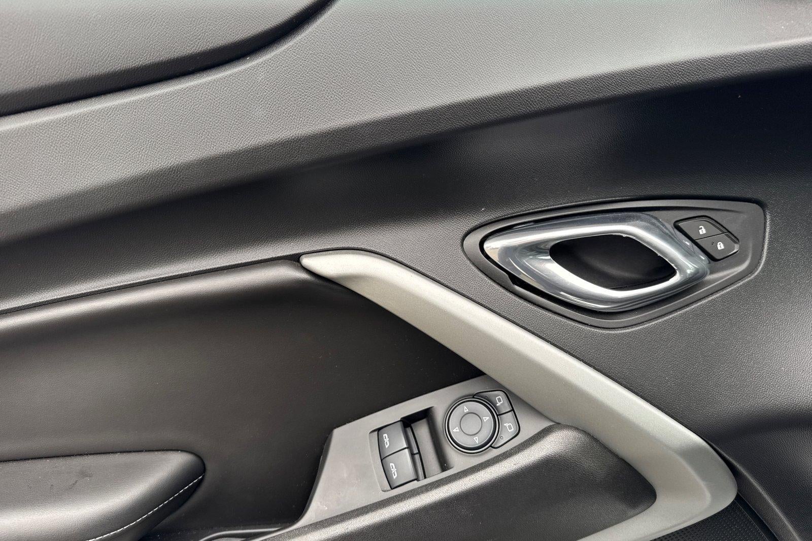 2017 Chevrolet Camaro 2LT