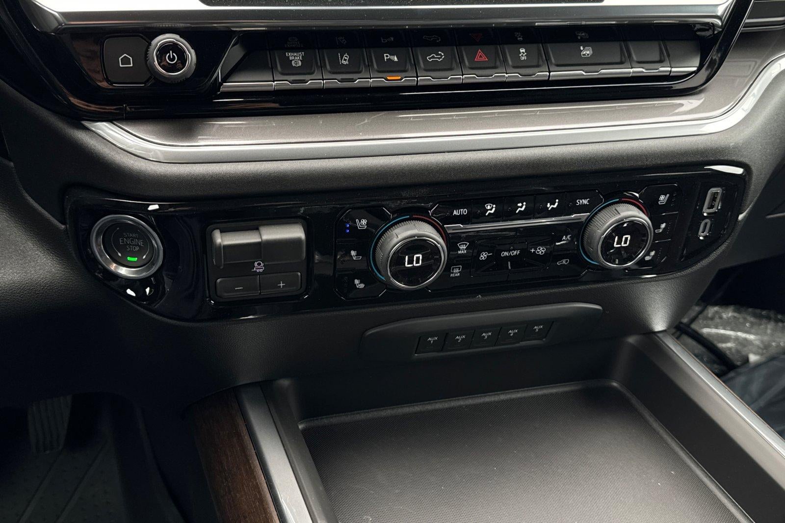 2026 Chevrolet Silverado 3500 HD High Country DRW