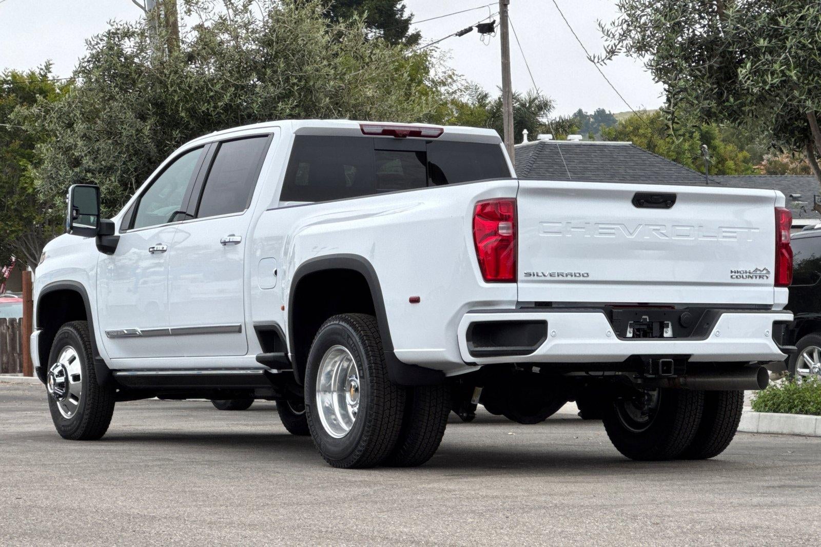 2026 Chevrolet Silverado 3500 HD High Country DRW