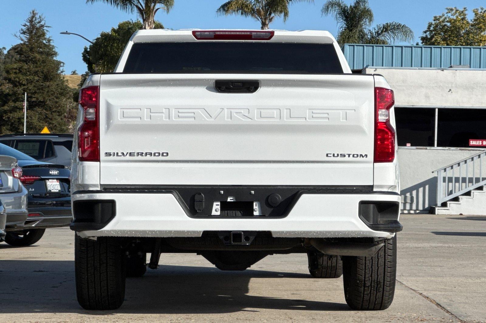 2026 Chevrolet Silverado 1500 Custom