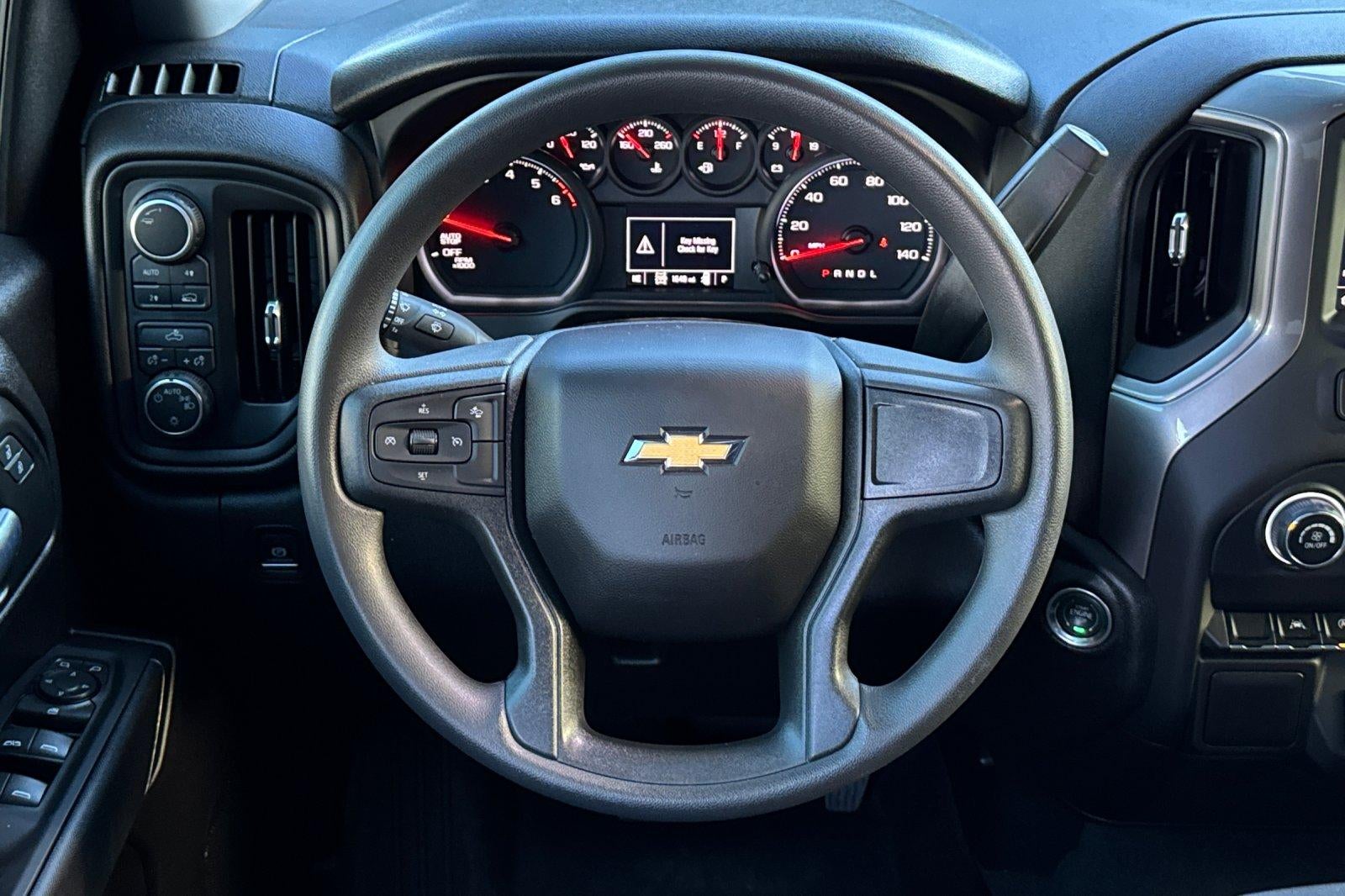 2025 Chevrolet Silverado 1500 Custom