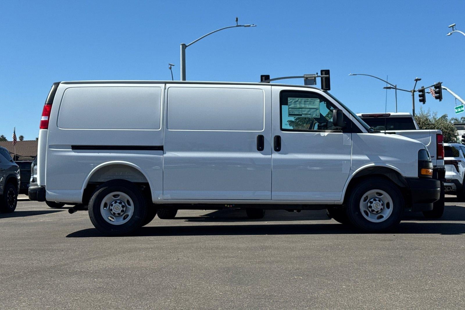 2026 Chevrolet Express Cargo Base