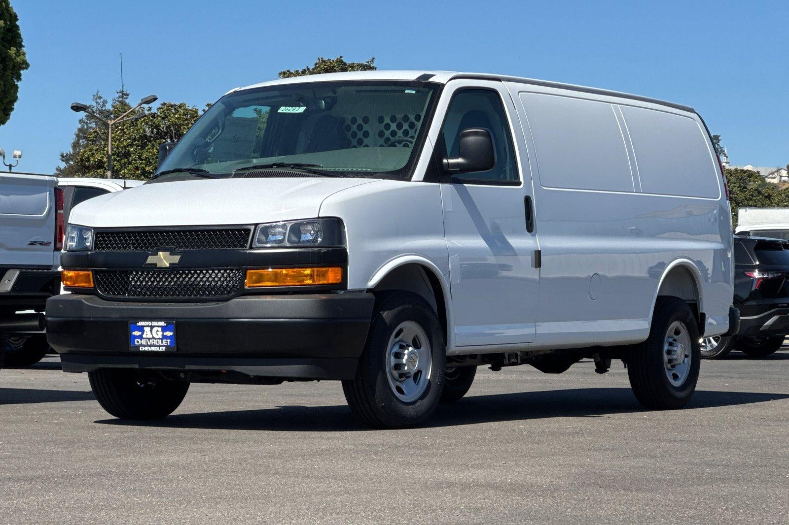 2026 Chevrolet Express Cargo Base