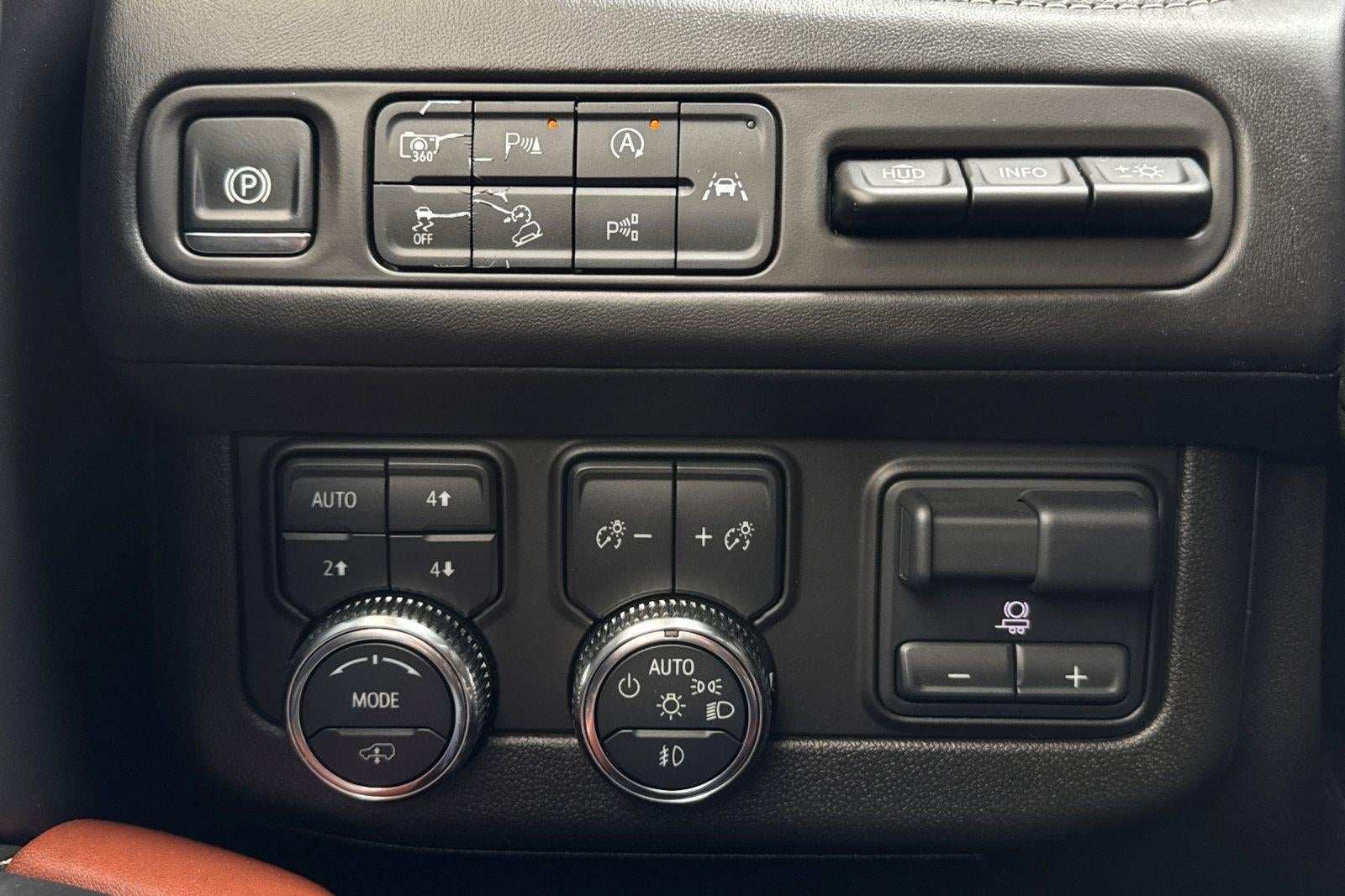 2024 GMC Yukon XL Denali Ultimate