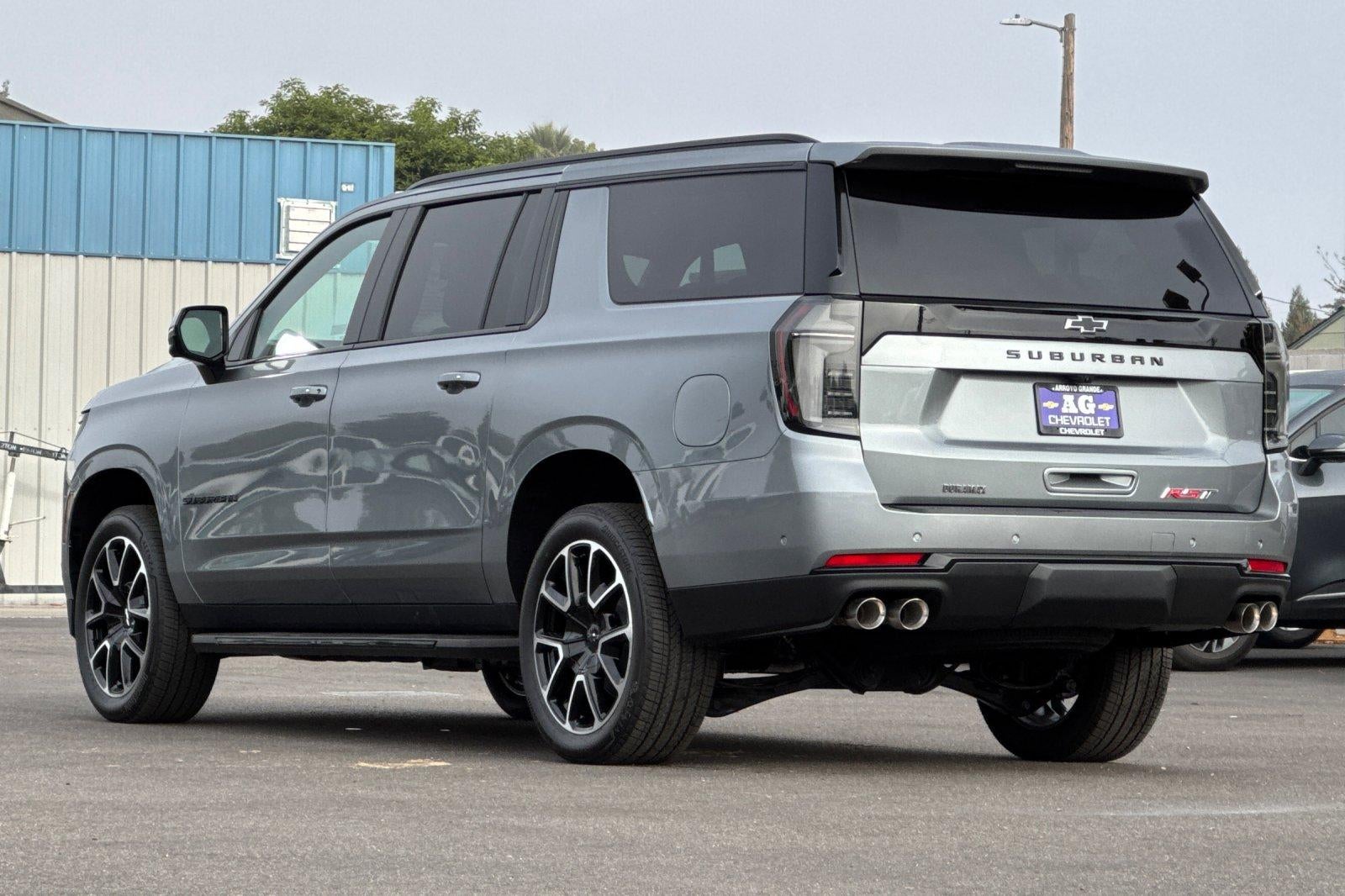 2026 Chevrolet Suburban RST