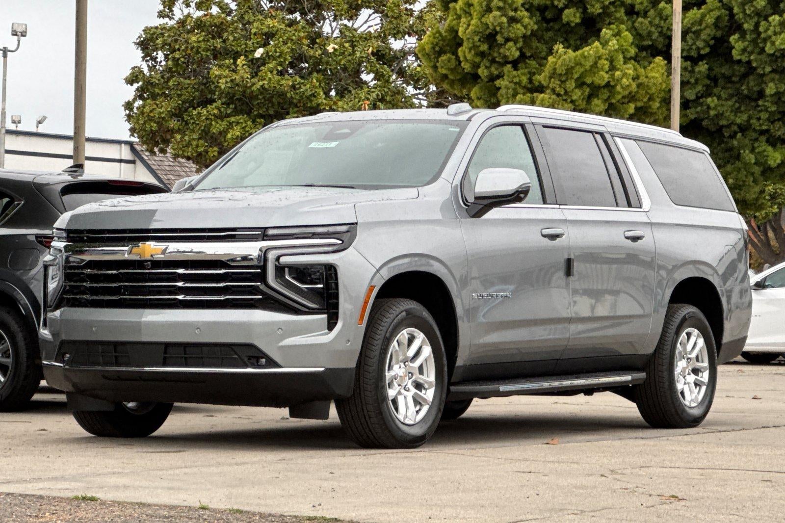 2026 Chevrolet Suburban LT
