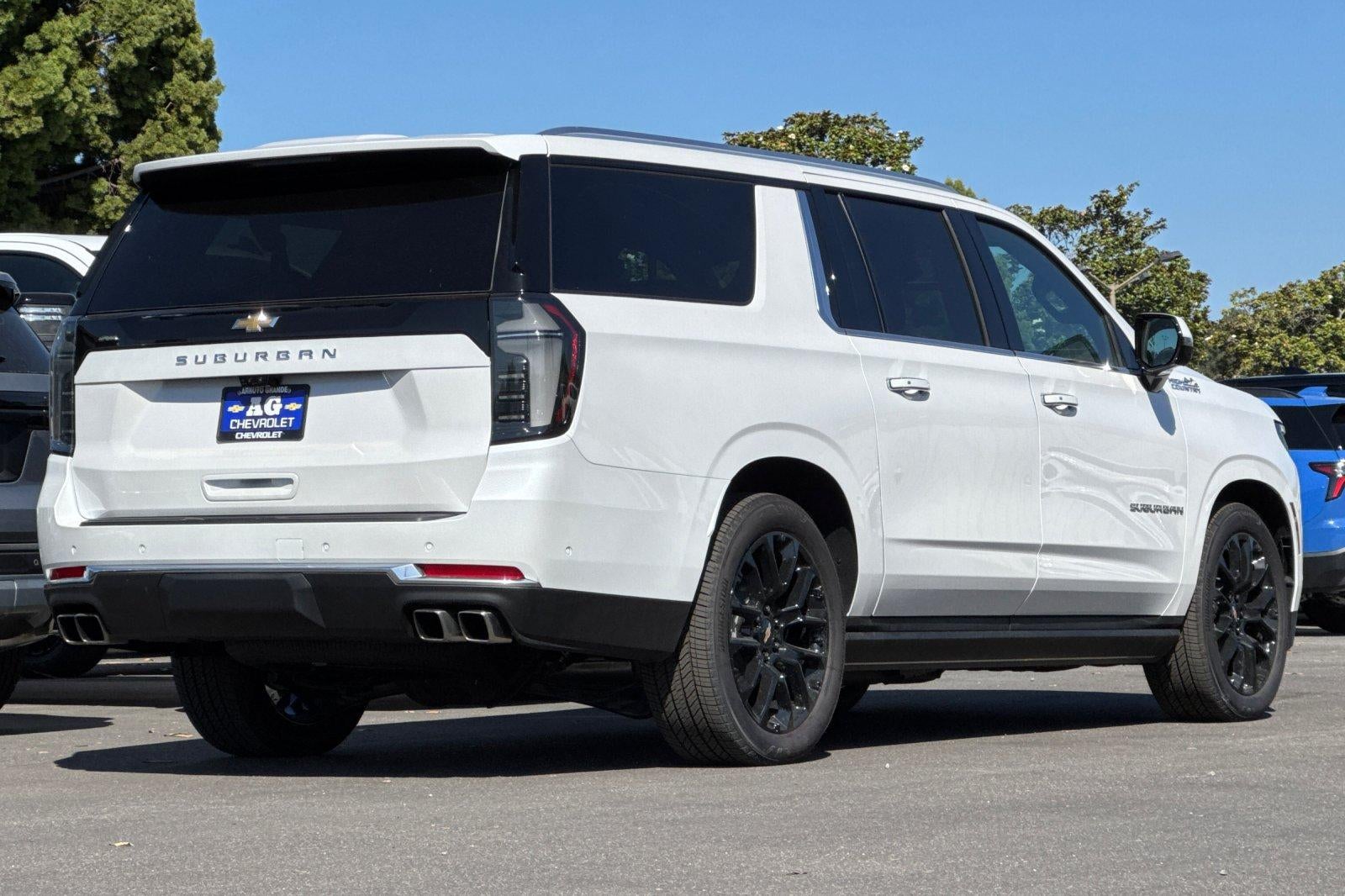 2025 Chevrolet Suburban High Country
