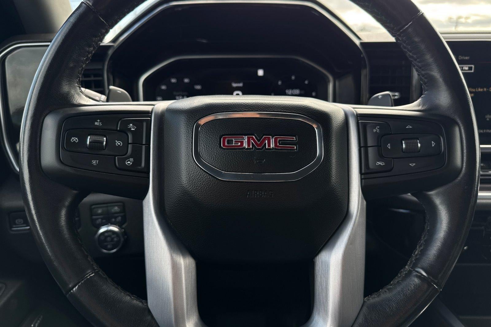 2022 GMC Sierra 1500 SLT