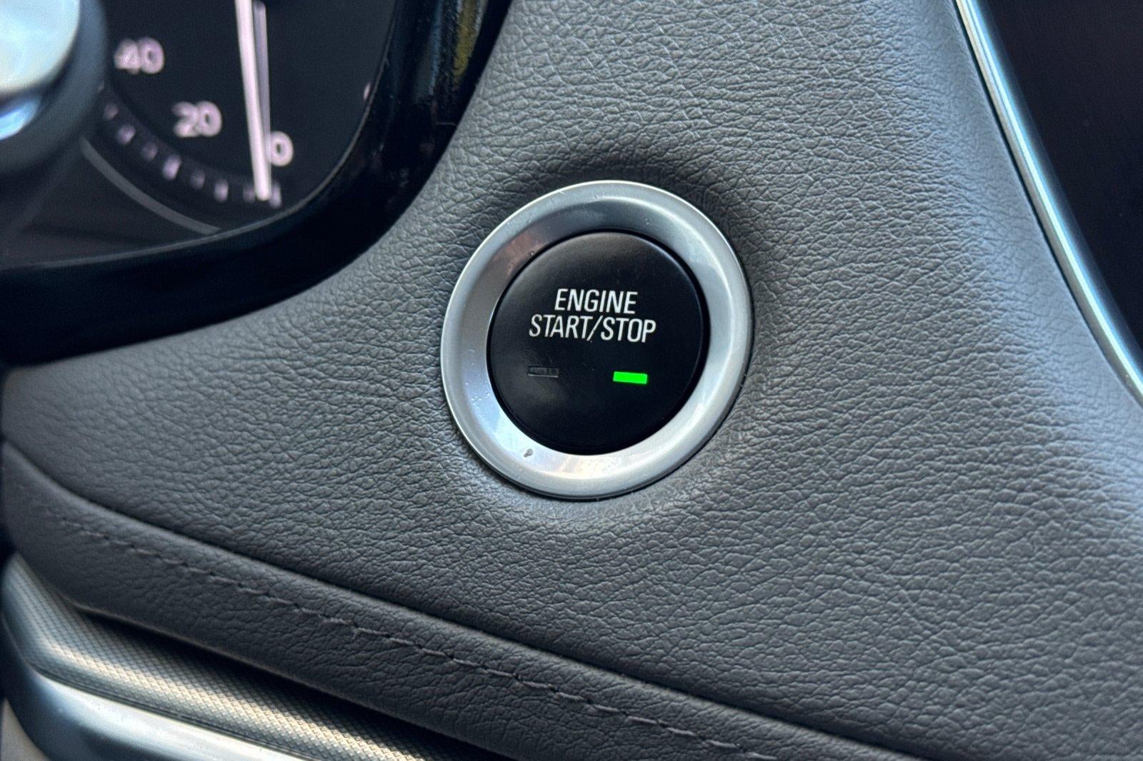 2021 Cadillac XT5 FWD Premium Luxury