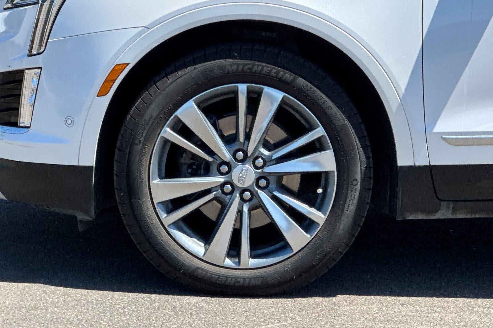 2021 Cadillac XT5 FWD Premium Luxury