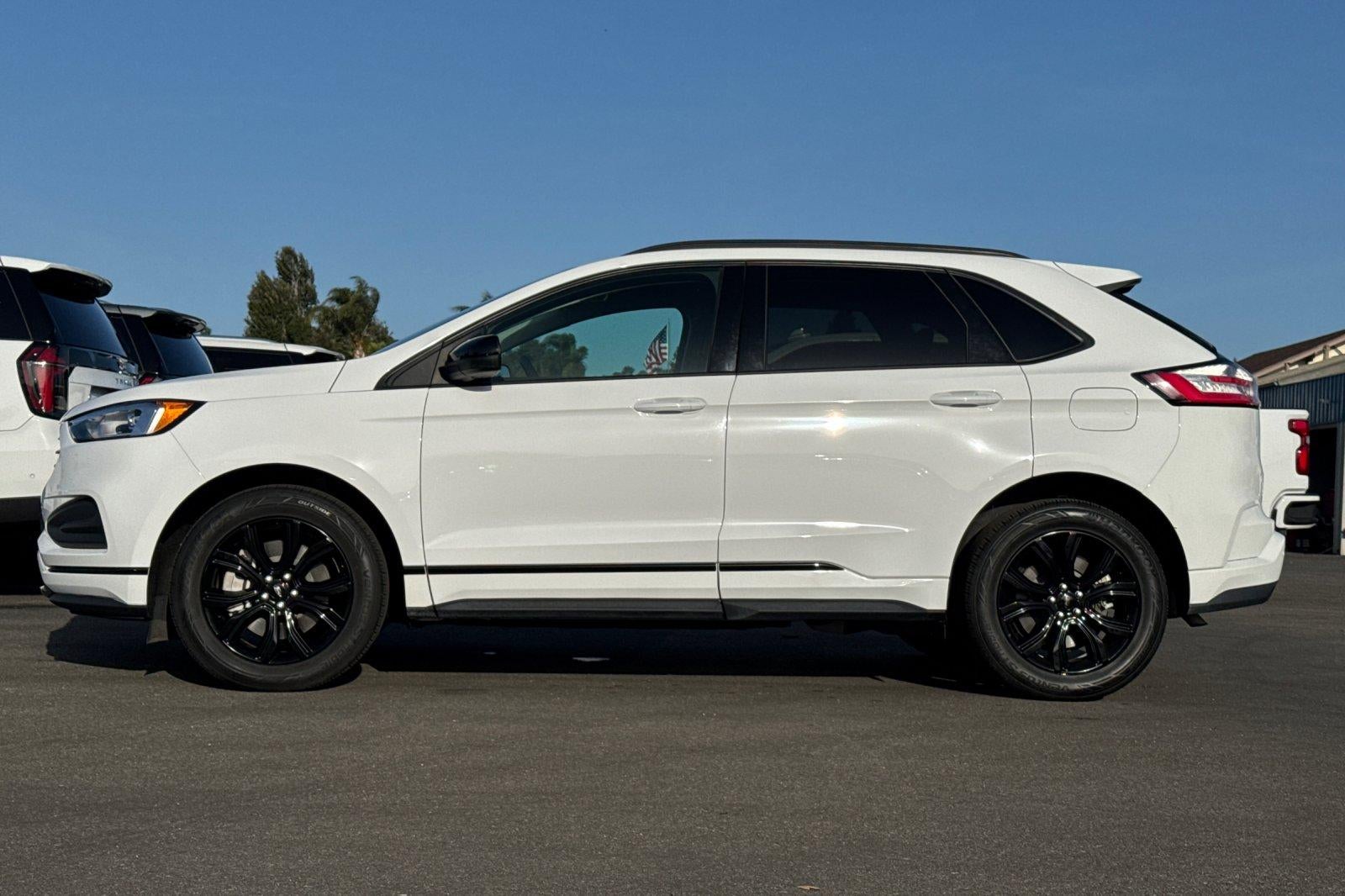 2022 Ford Edge SE