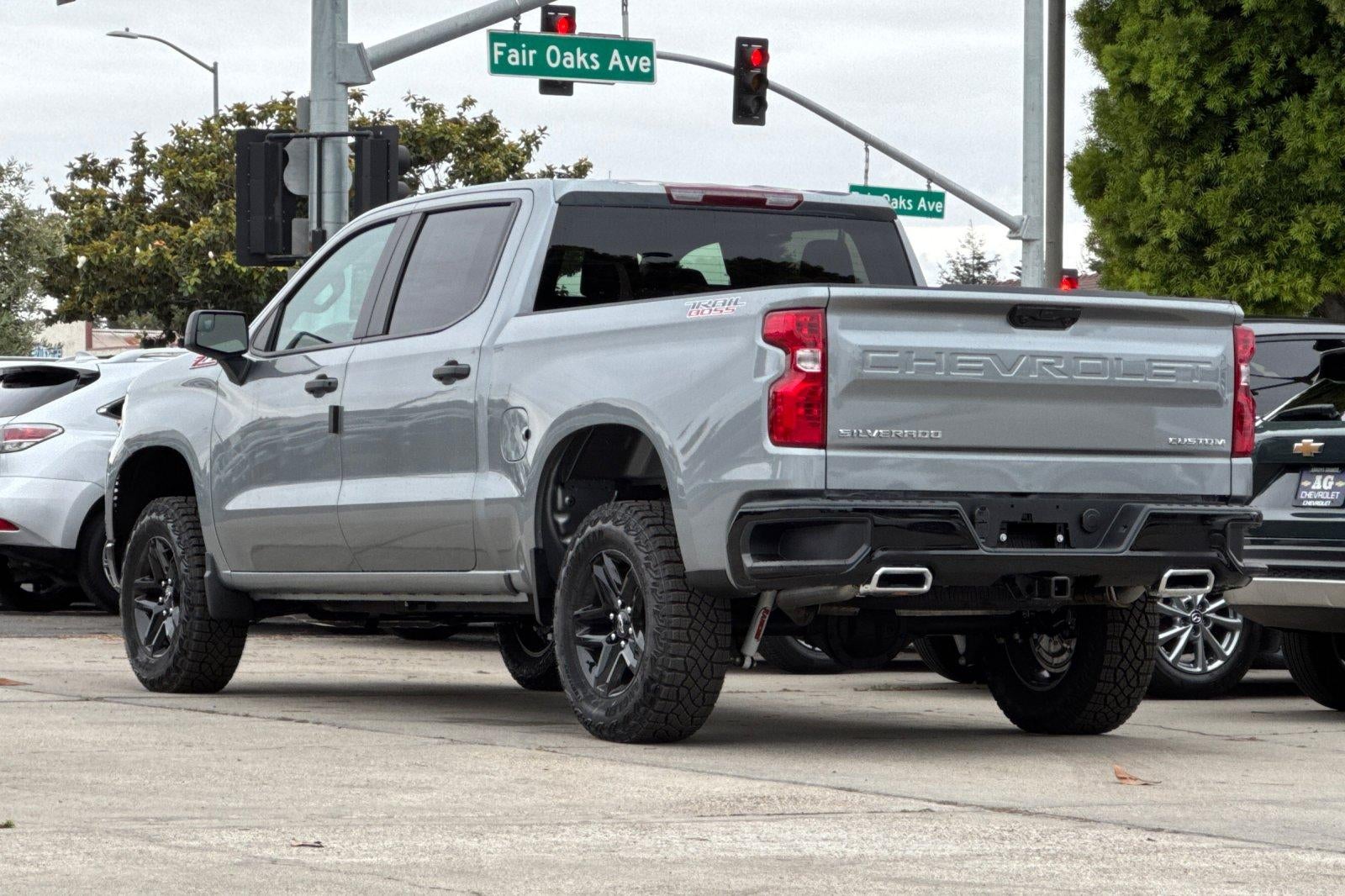 2026 Chevrolet Silverado 1500 Custom Trail Boss