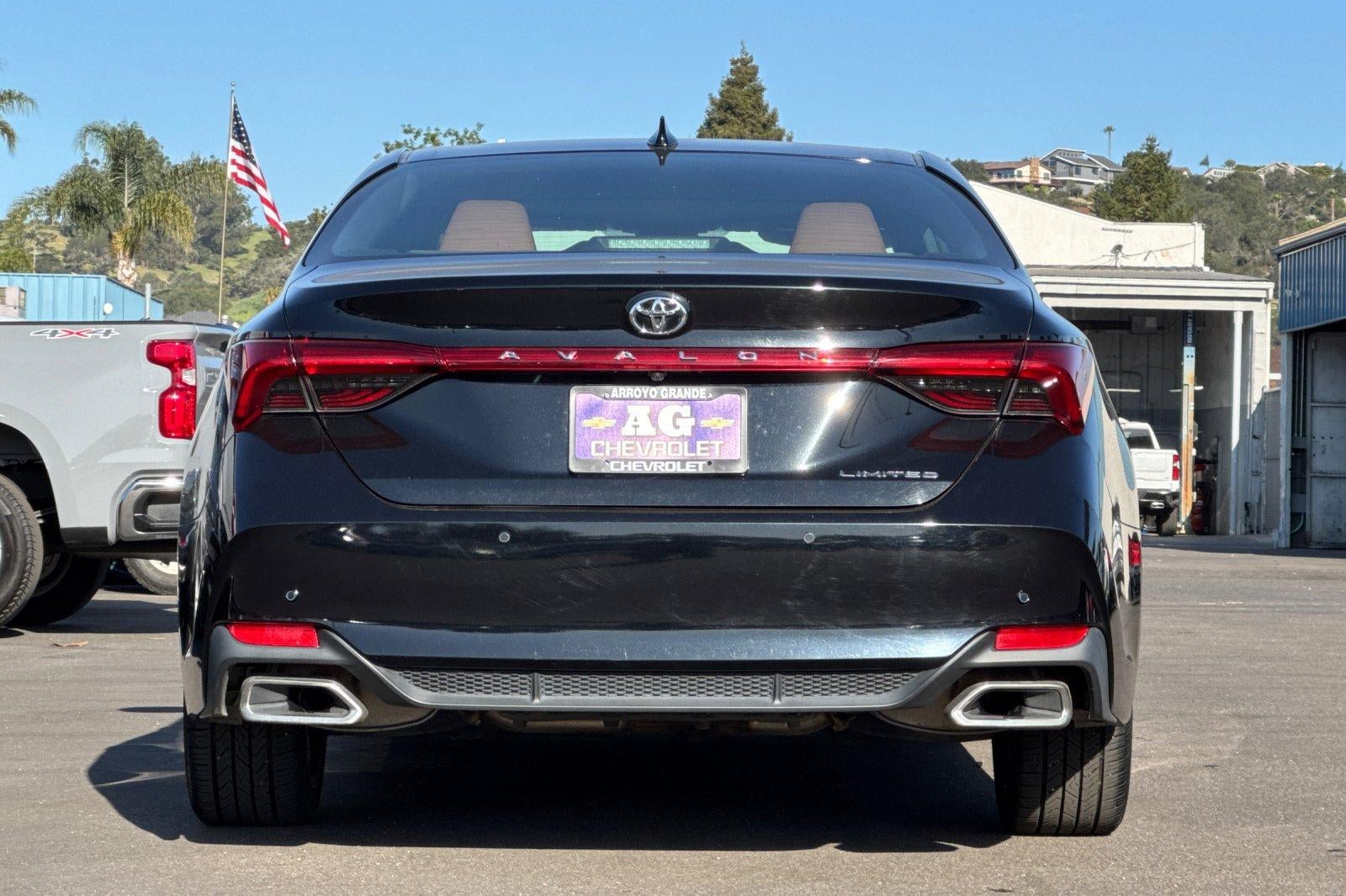 2022 Toyota Avalon Limited