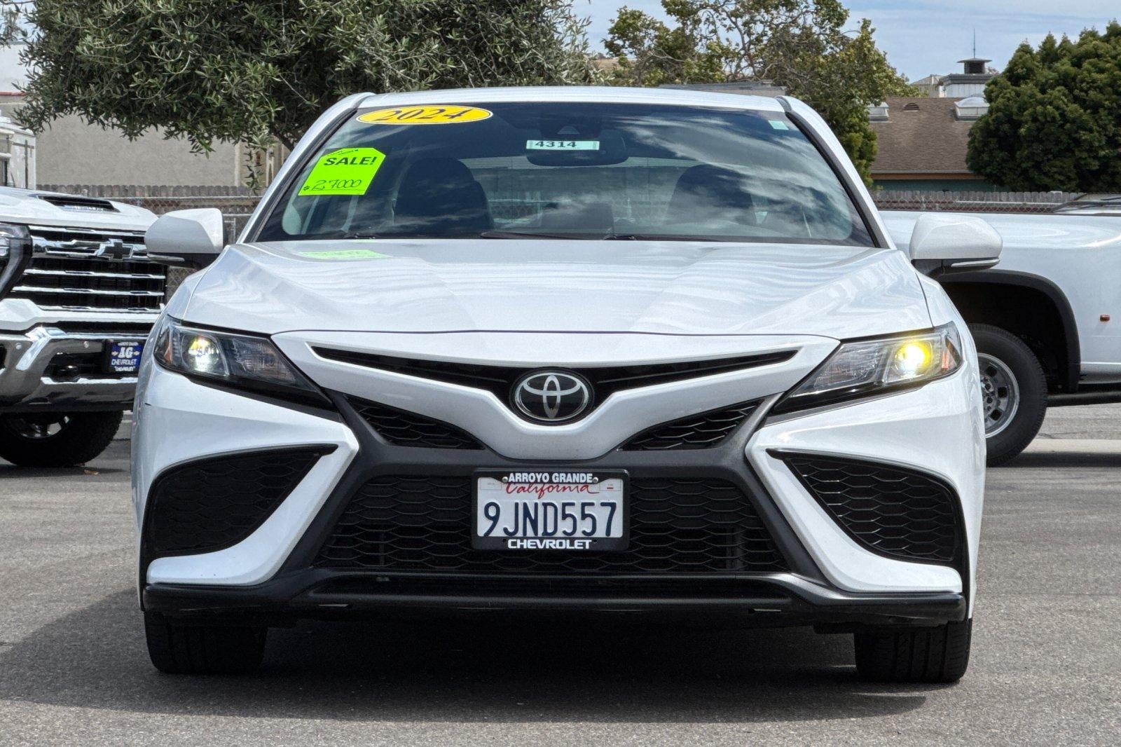 2024 Toyota Camry SE