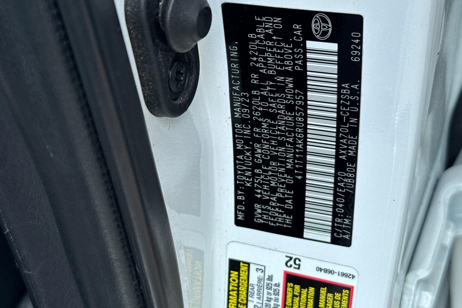 2024 Toyota Camry SE