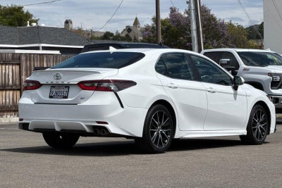2024 Toyota Camry SE