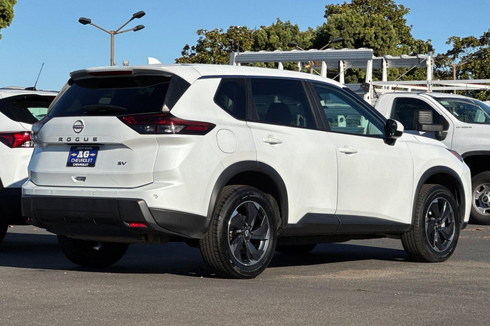 2024 Nissan Rogue SV