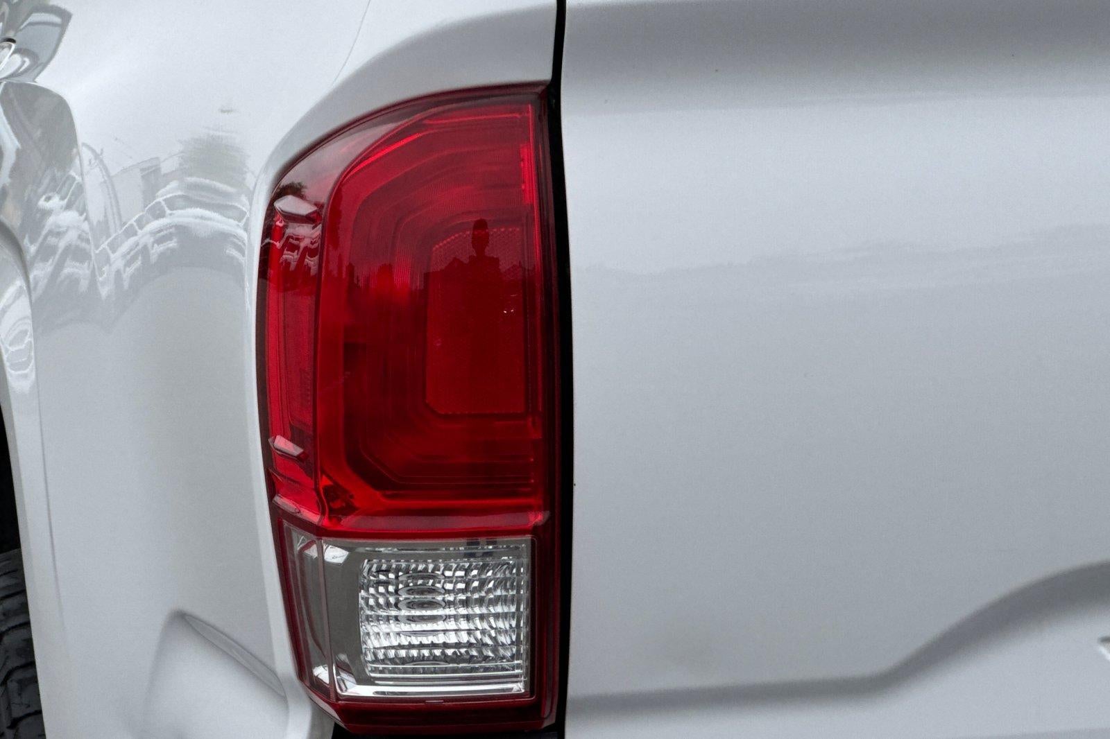 2017 Toyota Tacoma SR