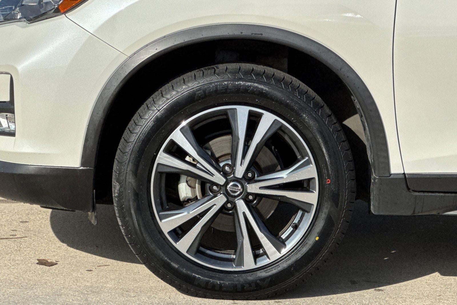 2020 Nissan Rogue SV