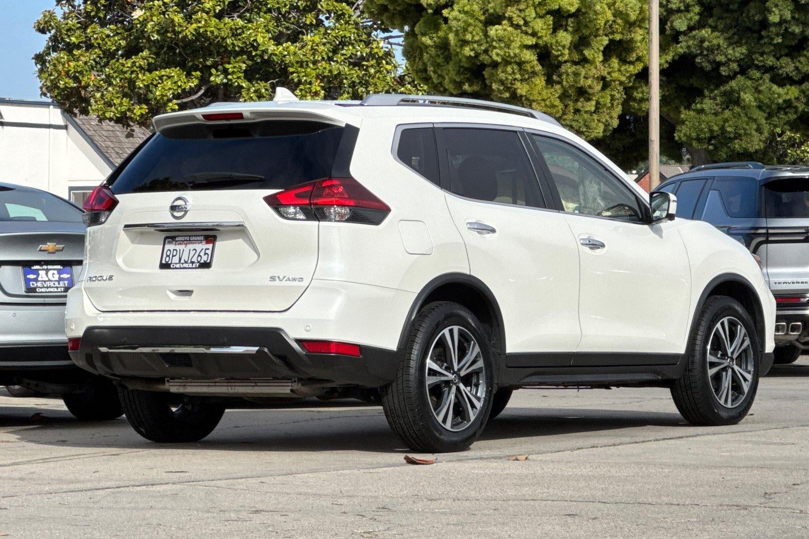 2020 Nissan Rogue SV