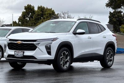 2025 Chevrolet Trax LT