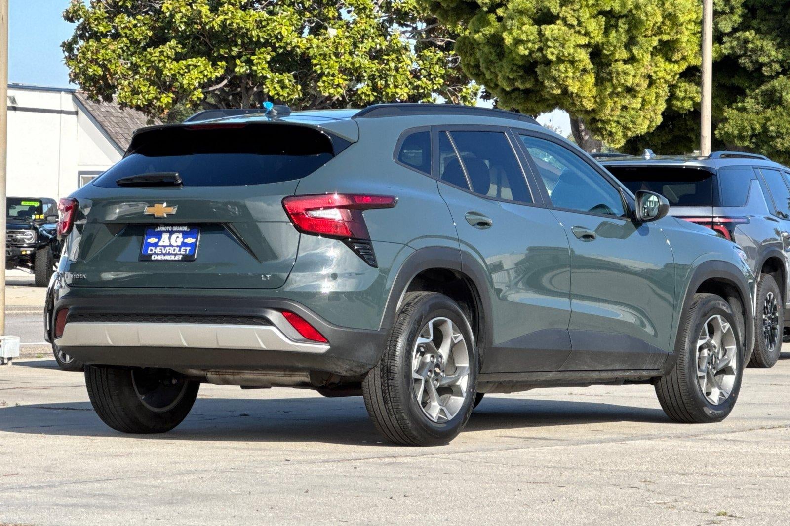 2025 Chevrolet Trax LT