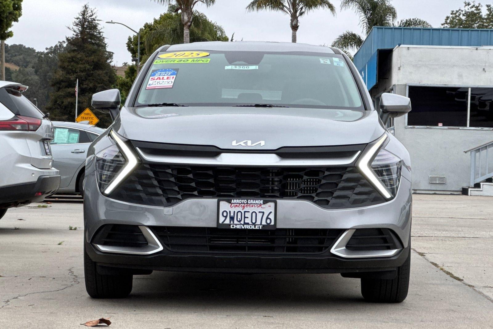 2025 Kia Sportage Hybrid LX