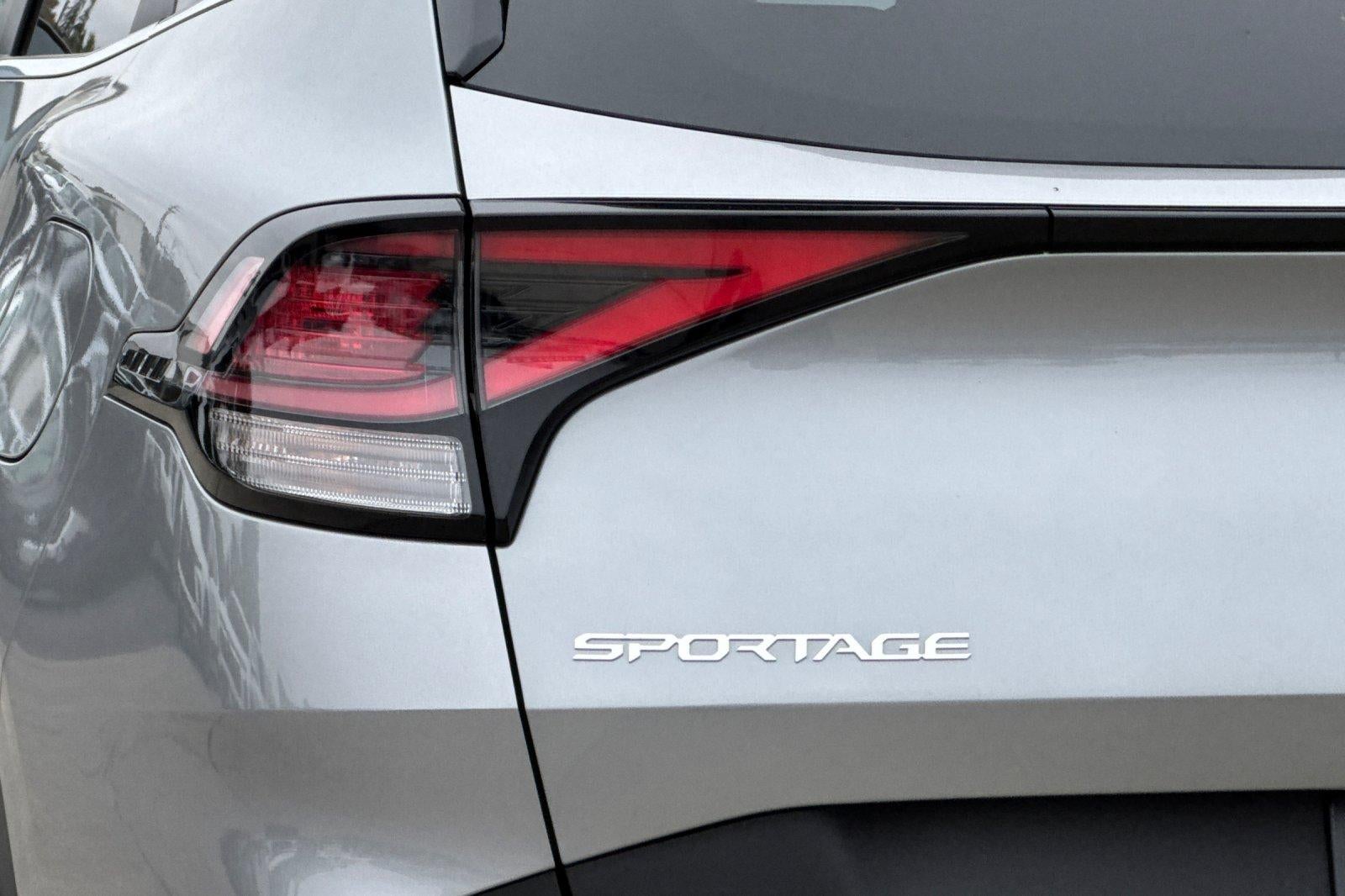 2025 Kia Sportage Hybrid LX